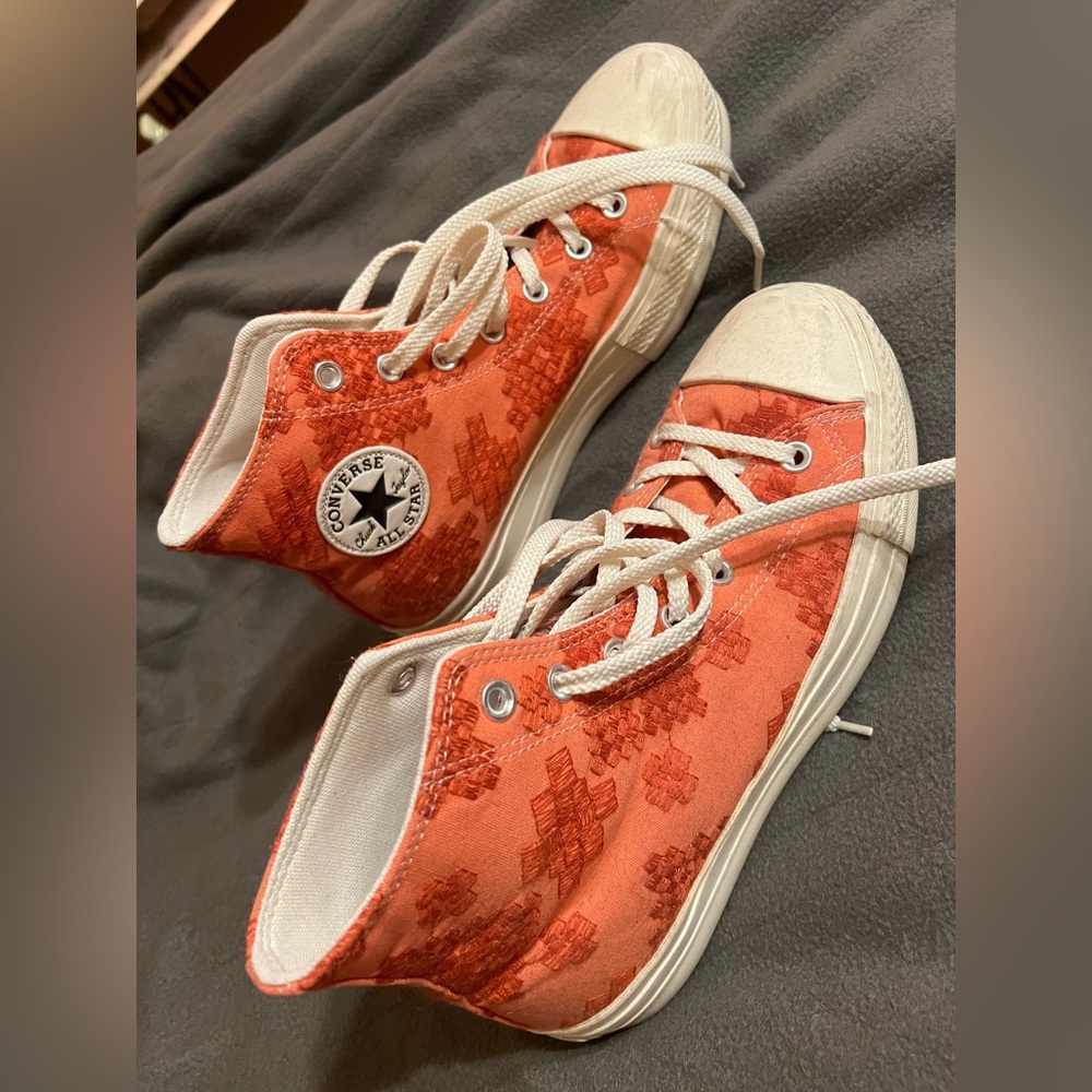Converse embroidery peachy pink platform